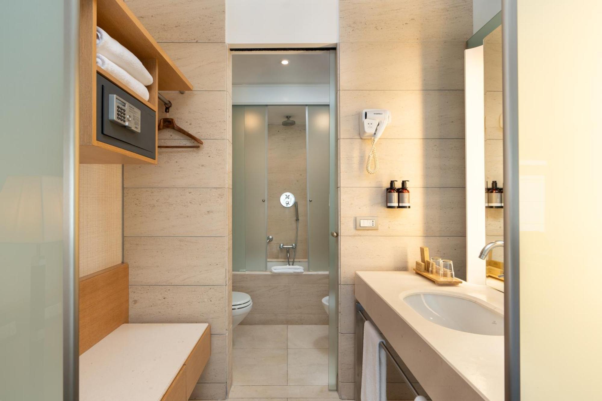 Hotell Precise House Mantegna